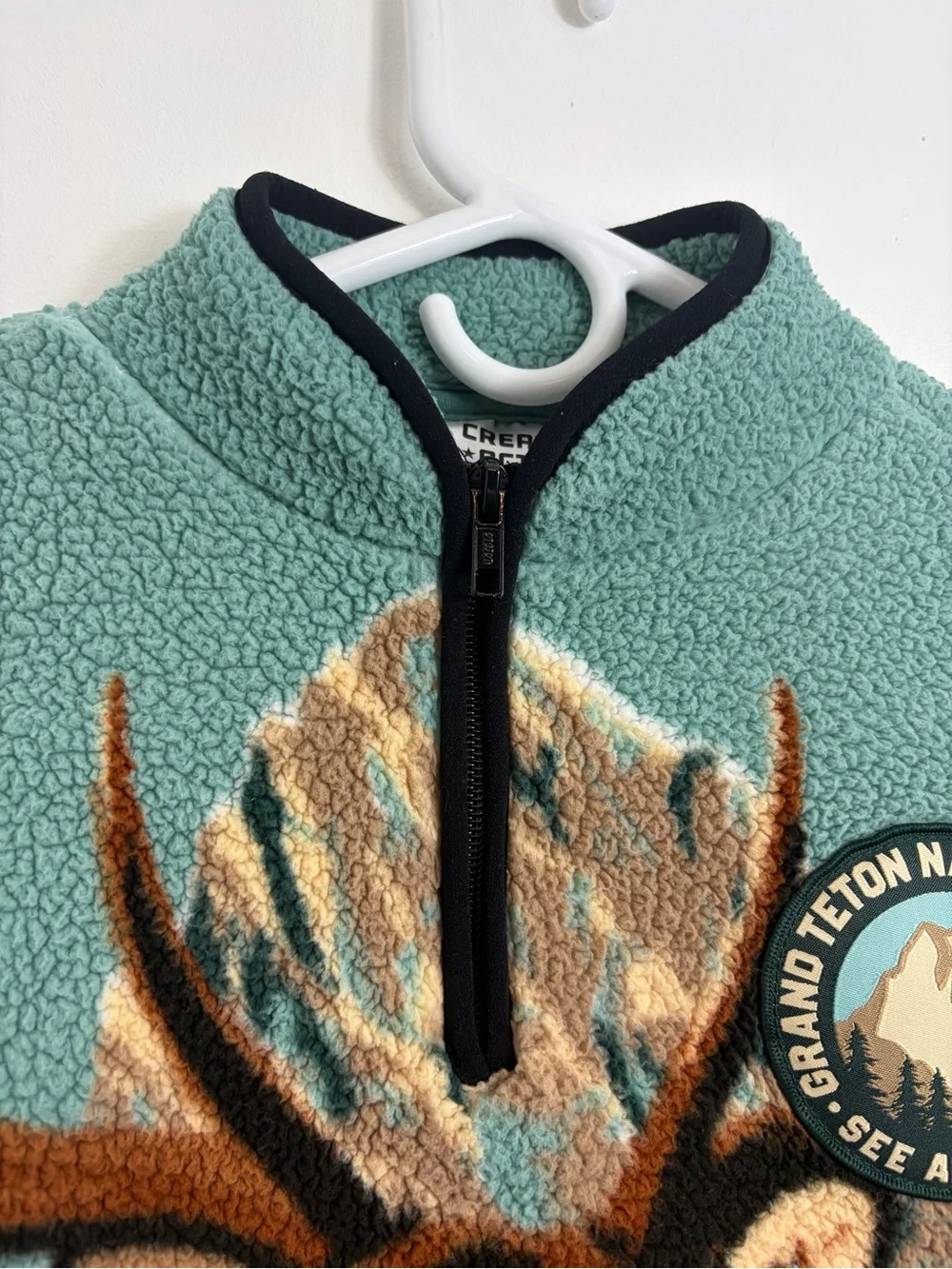 Creative Action Network National Park Deer Buck Pullover Fleece